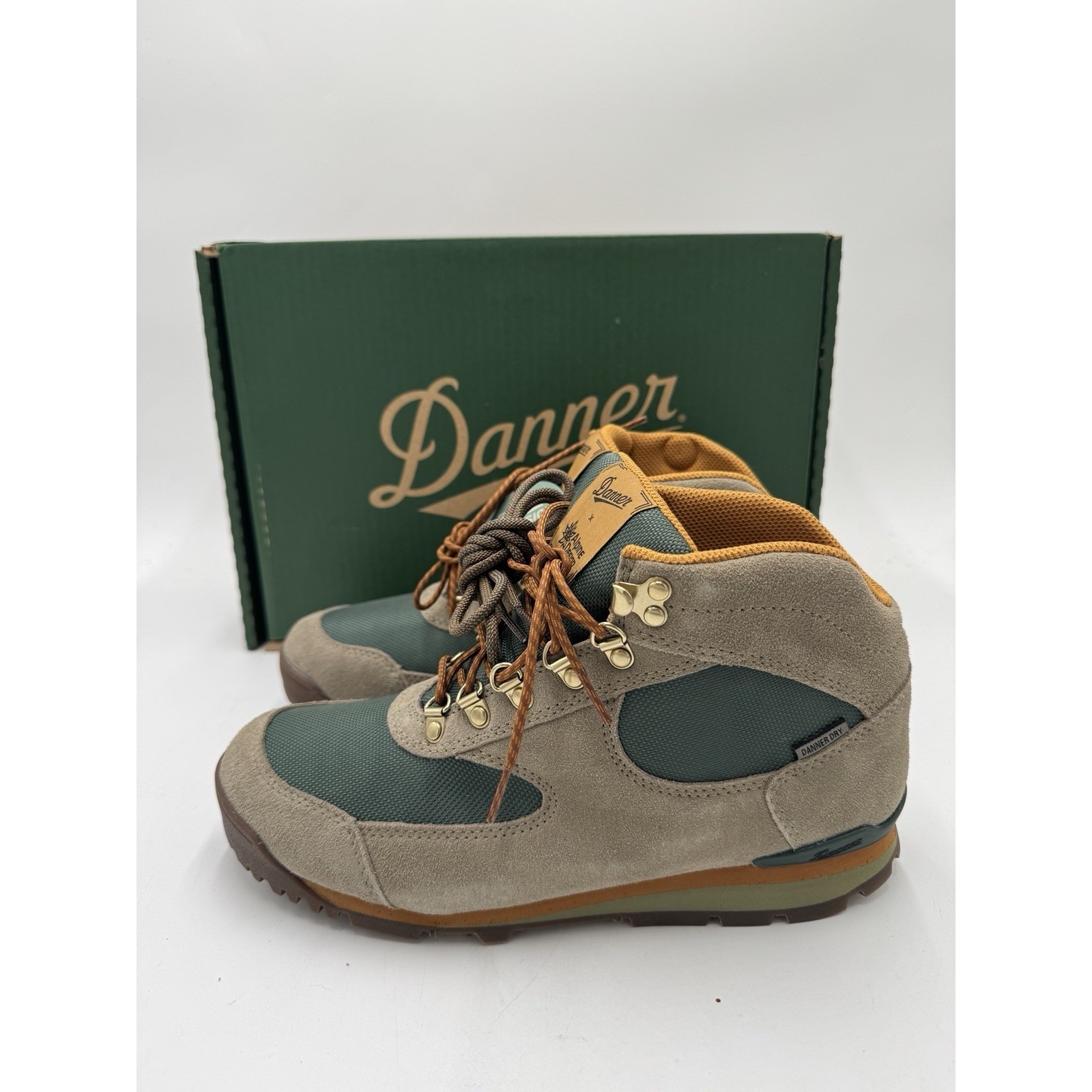 Danner X Alpine Design Women's Jag Ii Boots Falcon Gray Size 9 Nwb
